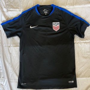 NIKE men’s soccer USA jersey